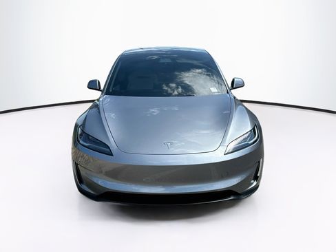 Used 2025 Tesla Model 3 Performance AWD/4WD image 2