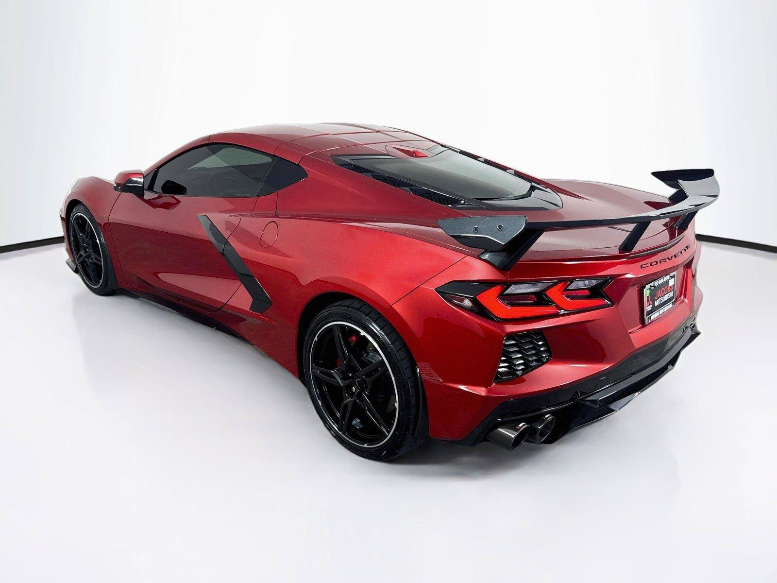 Used 2022 Chevrolet Corvette Stingray Preferred Cpe w/ 2LT RWD image 3