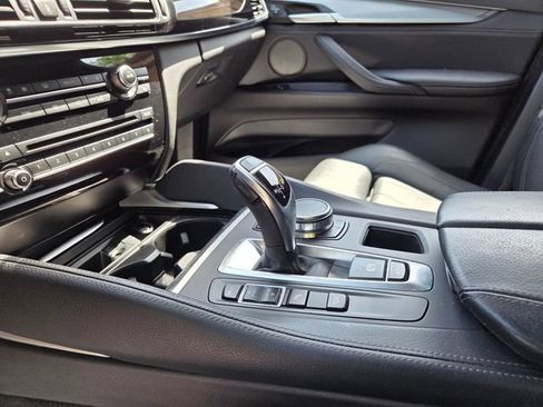 Used 2019 BMW X6 xDrive35i w/ M Sport Package AWD/4WD image 17