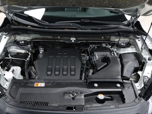 Used 2024 Mitsubishi Eclipse Cross SE AWD/4WD image 29