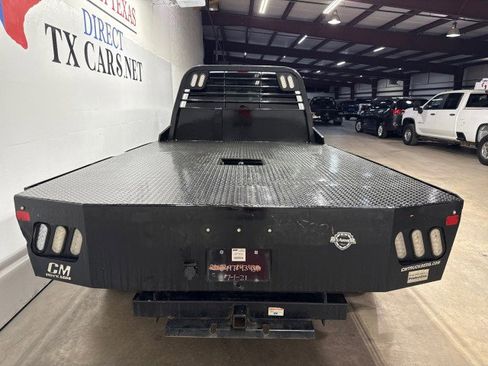 Used 2022 Ford F550 4x4 Crew Cab Super Duty w/ Power Equipment Group image 7