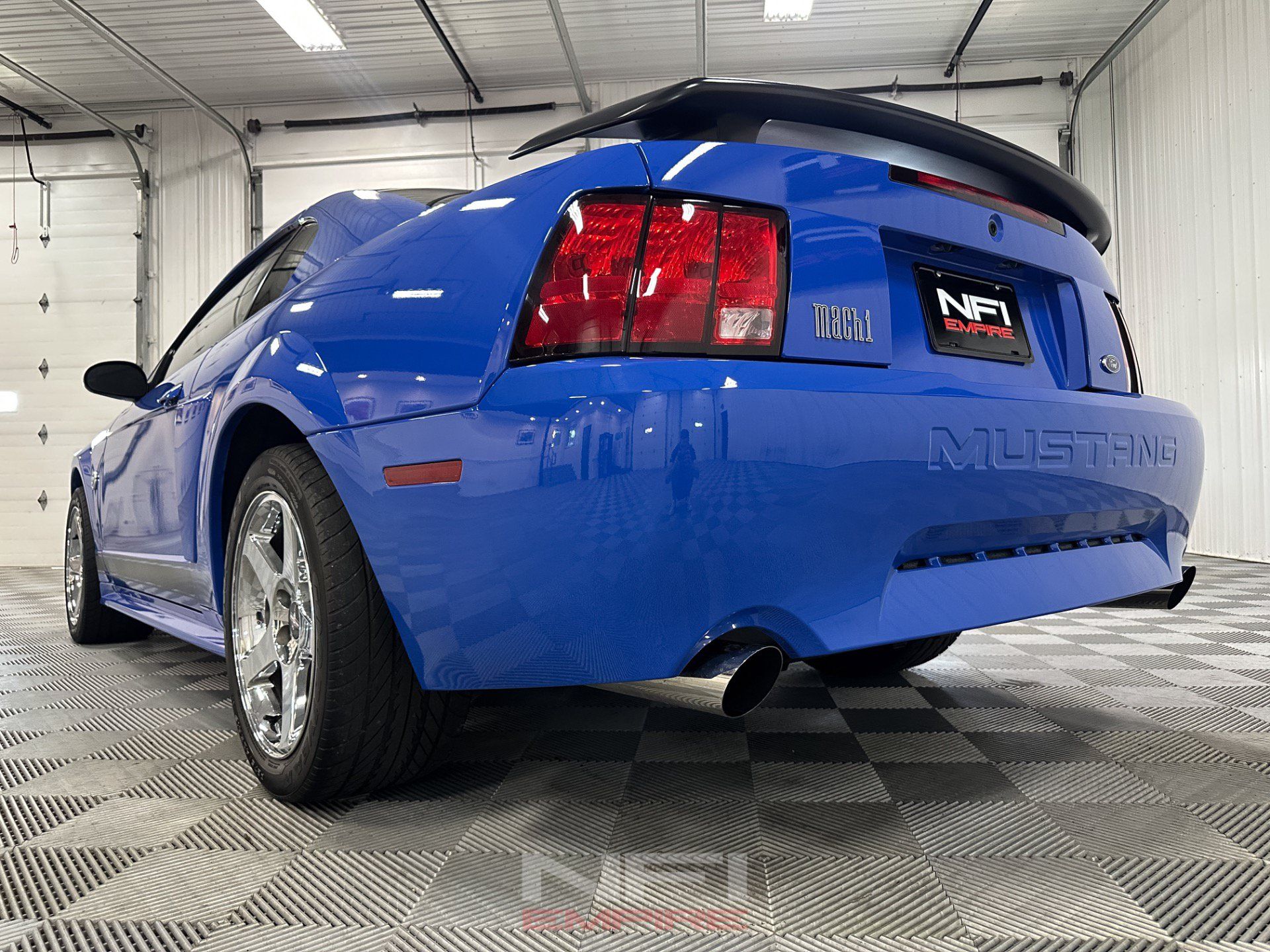 Used 2004 Ford Mustang Mach 1 RWD image 21