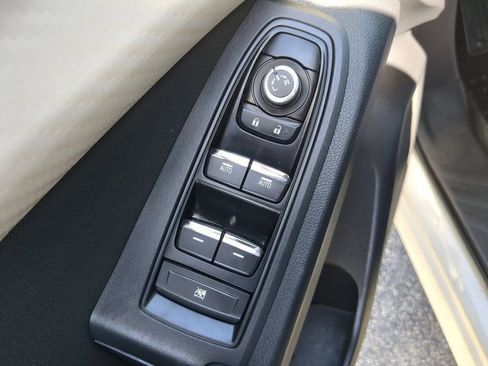 Used 2019 Subaru Ascent Premium w/ Popular Package #2 image 18