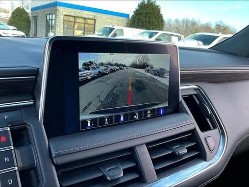 Used 2023 Chevrolet Tahoe LT w/ Luxury Package image 14