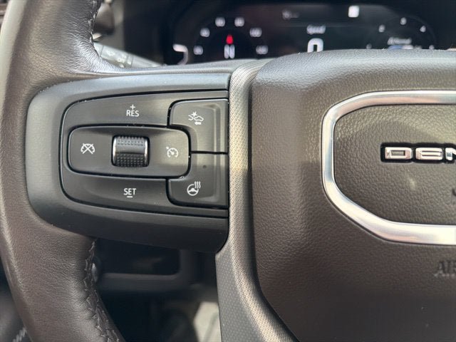 Used 2022 GMC Yukon XL Denali AWD/4WD image 34