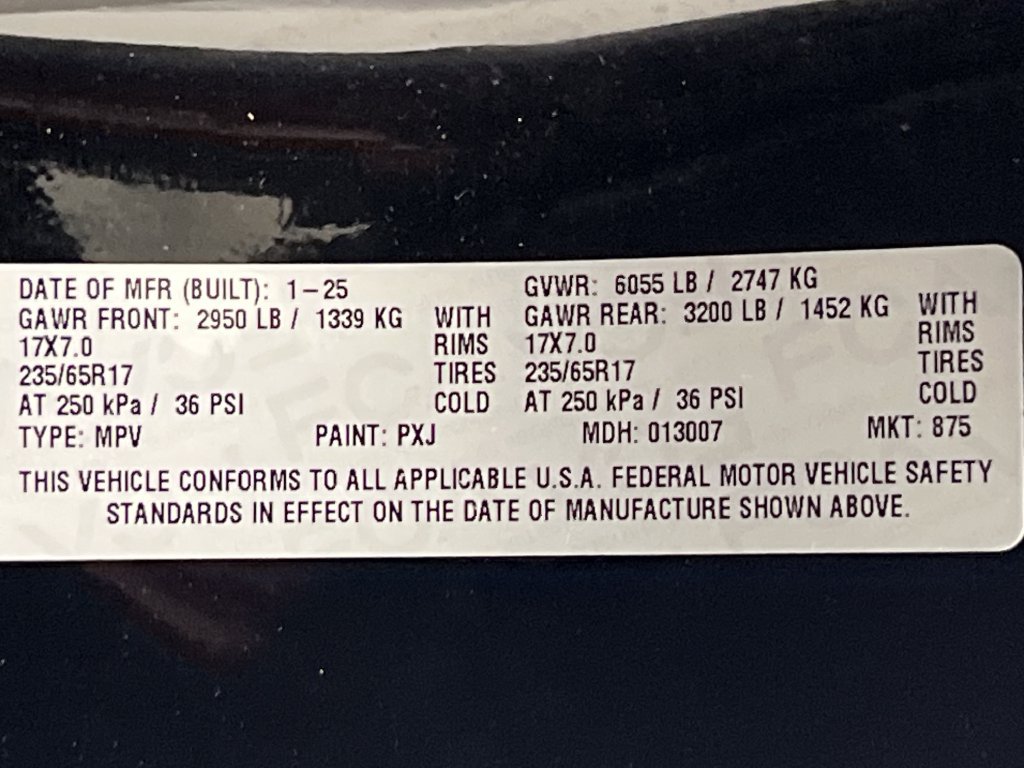 Used 2025 Chrysler Pacifica Select FWD image 88