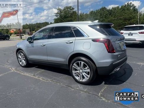 Certified 2025 Cadillac XT5 Premium Luxury image 6