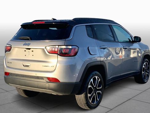 Used 2024 Jeep Compass Limited image 12