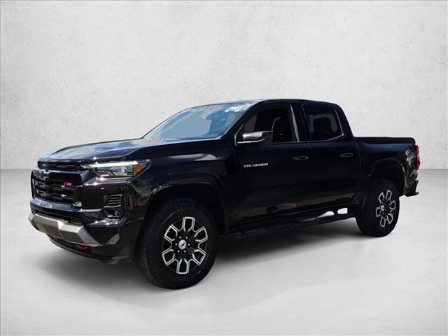 Used 2023 Chevrolet Colorado Z71 w/ Z71 Convenience Package 2 AWD/4WD image 4