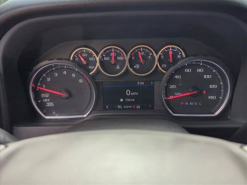 Used 2022 Chevrolet Silverado 1500 Custom w/ LPO, Blackout Package AWD/4WD image 10