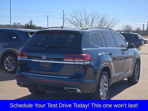 Used 2021 Volkswagen Atlas SE w/ Panoramic Sunroof Package image 4