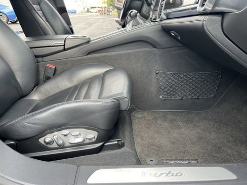 Used 2011 Porsche Panamera Turbo image 37