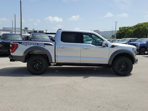 Used 2022 Ford F150 Raptor w/ Equipment Group 801A High AWD/4WD image 4