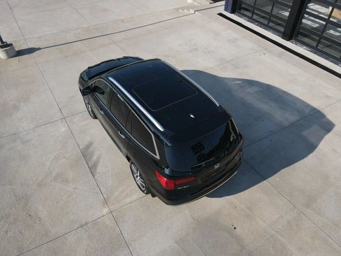 Used 2017 Honda Pilot Elite image 60