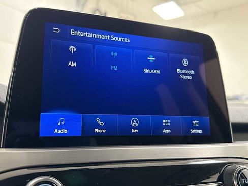 Used 2021 Ford Escape Titanium image 18