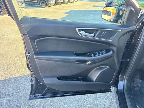 Certified 2019 Ford Edge SEL w/ Equipment Group 201A image 13