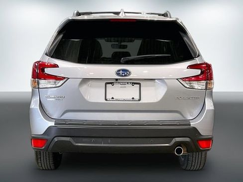 Used 2023 Subaru Forester Limited AWD/4WD image 4
