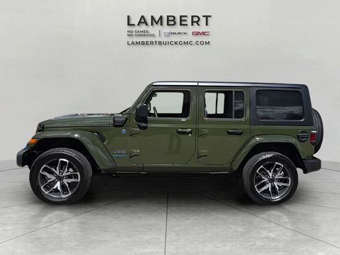 Used 2024 Jeep Wrangler Unlimited AWD/4WD image 4