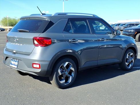 New 2026 Hyundai Venue SEL image 3