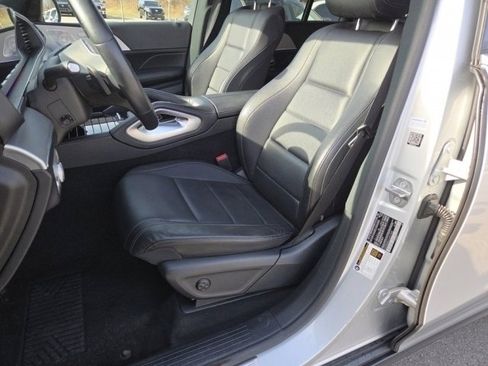 Used 2020 Mercedes-Benz GLE 350 4MATIC w/ Premium Package image 8