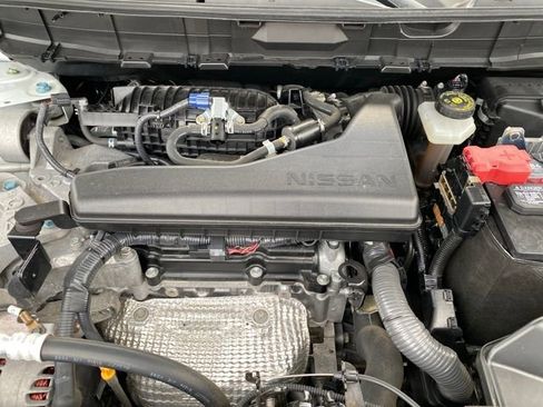 Certified 2020 Nissan Rogue SV image 25