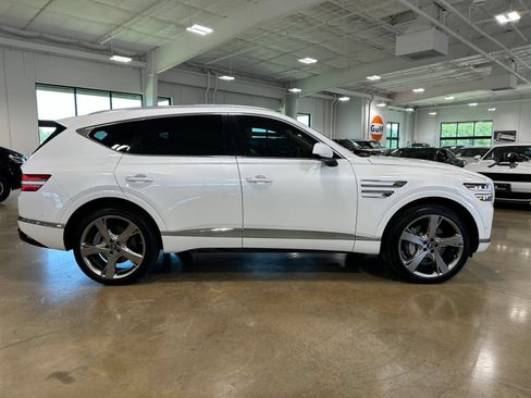 Used 2024 Genesis GV80 3.5T Advanced AWD/4WD image 9
