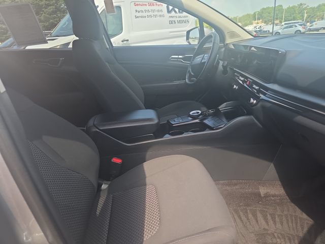 Certified 2026 Kia Sportage LX FWD image 16