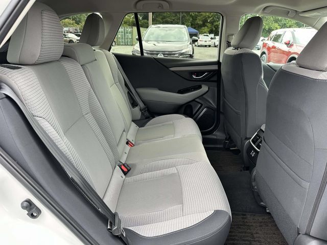 Used 2024 Subaru Outback Premium AWD/4WD image 10