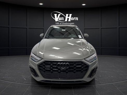 Used 2023 Audi Q5 e Prestige w/ Prestige Package image 12