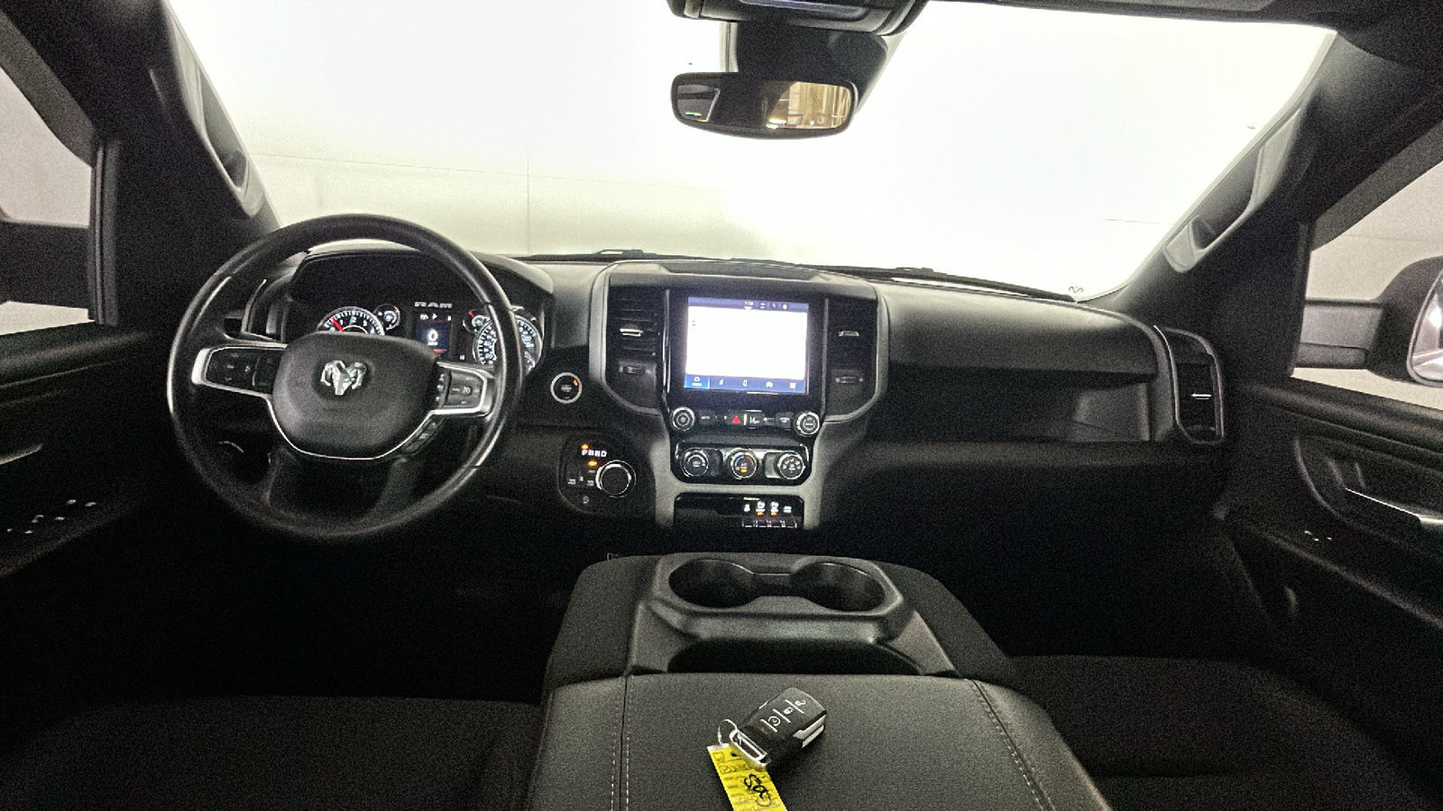 Used 2025 RAM 1500 Tradesman w/ Night Edition AWD/4WD image 31