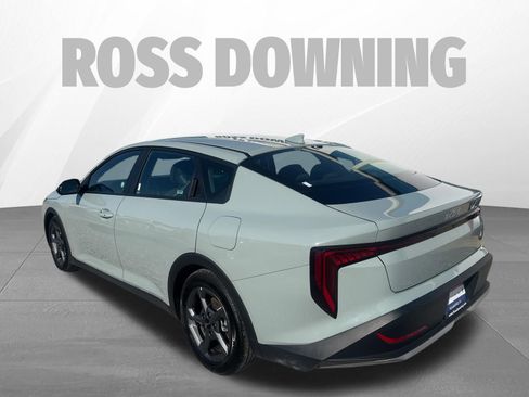 Used 2025 Kia K4 LXS image 6