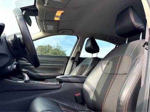 Used 2022 Nissan Altima 2.5 SR image 15