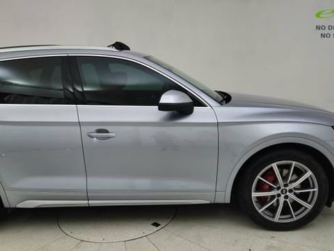 Used 2025 Audi SQ5 Prestige AWD/4WD image 8