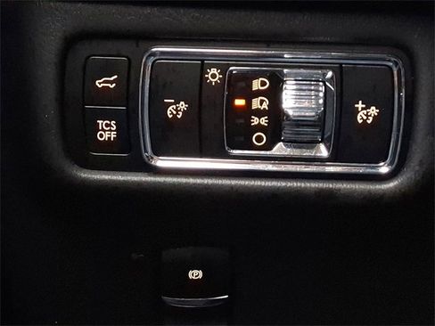 Certified 2023 Lincoln Nautilus Reserve w/ Equipment Group 201A image 24