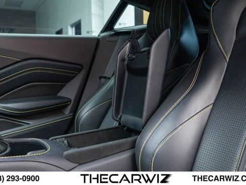 Used 2023 Aston Martin V8 Vantage Coupe RWD image 58