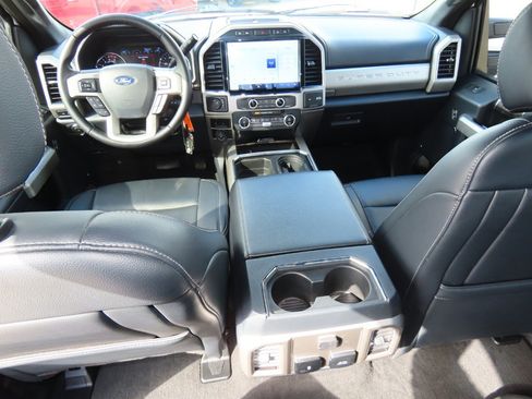 Used 2022 Ford F250 Lariat image 24