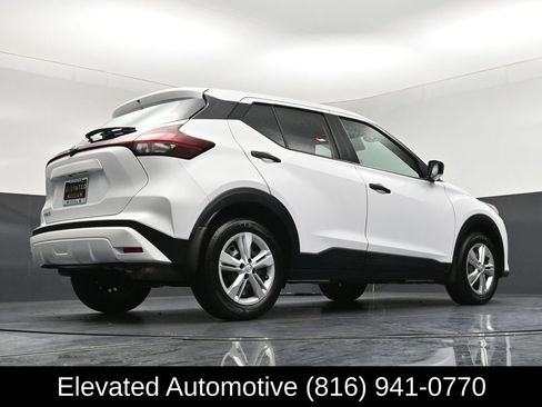 Used 2023 Nissan Kicks S image 27