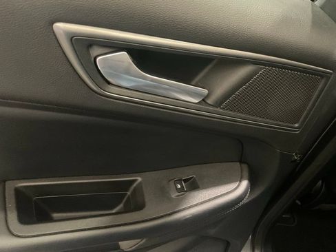 Used 2022 Ford Edge SE AWD/4WD image 9