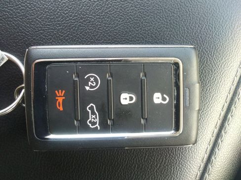 Used 2022 Jeep Grand Cherokee L Limited image 18