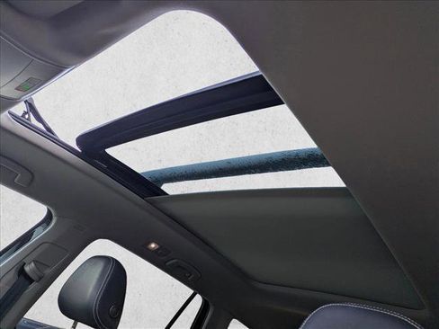 Used 2023 Volkswagen Atlas SE w/ Panoramic Sunroof Package AWD/4WD image 14