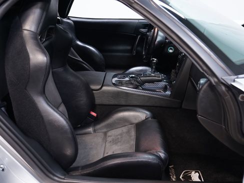 Used 2005 Dodge Viper SRT-10 image 40