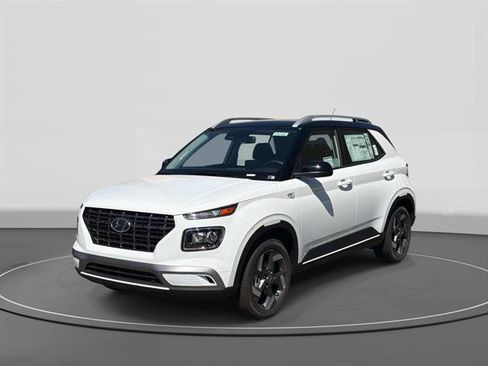 New 2026 Hyundai Venue SEL FWD image 1