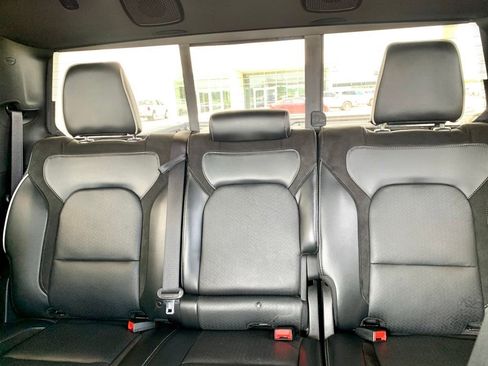 Used 2025 RAM 1500 Laramie AWD/4WD image 45