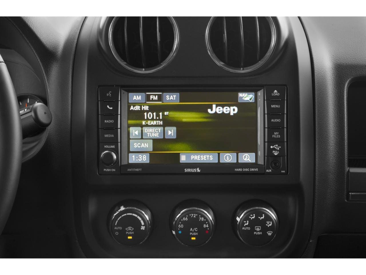 Used 2015 Jeep Patriot High Altitude FWD image 11
