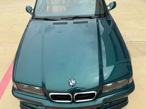 Used 1997 BMW M3 Coupe image 30
