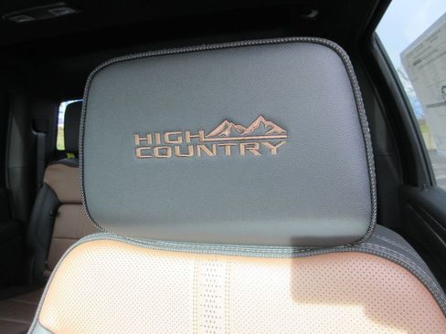 New 2026 Chevrolet Silverado 3500 High Country w/ High Country Premium Package image 25