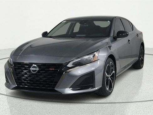 Certified 2024 Nissan Altima 2.5 SR AWD/4WD image 2