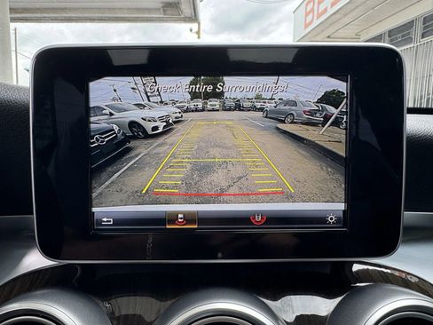 Used 2018 Mercedes-Benz C 300 Sedan image 35