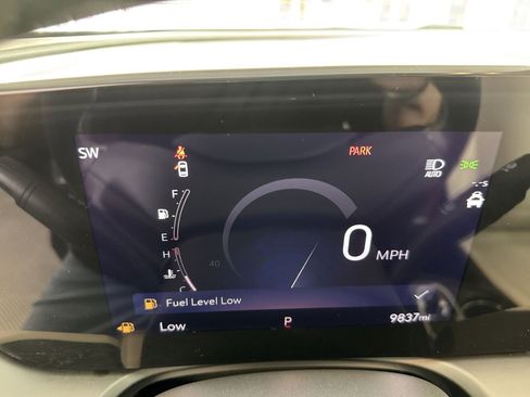 Used 2024 Buick Encore GX Preferred FWD image 17
