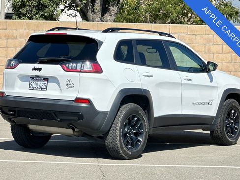 Used 2022 Jeep Cherokee Latitude AWD/4WD image 4
